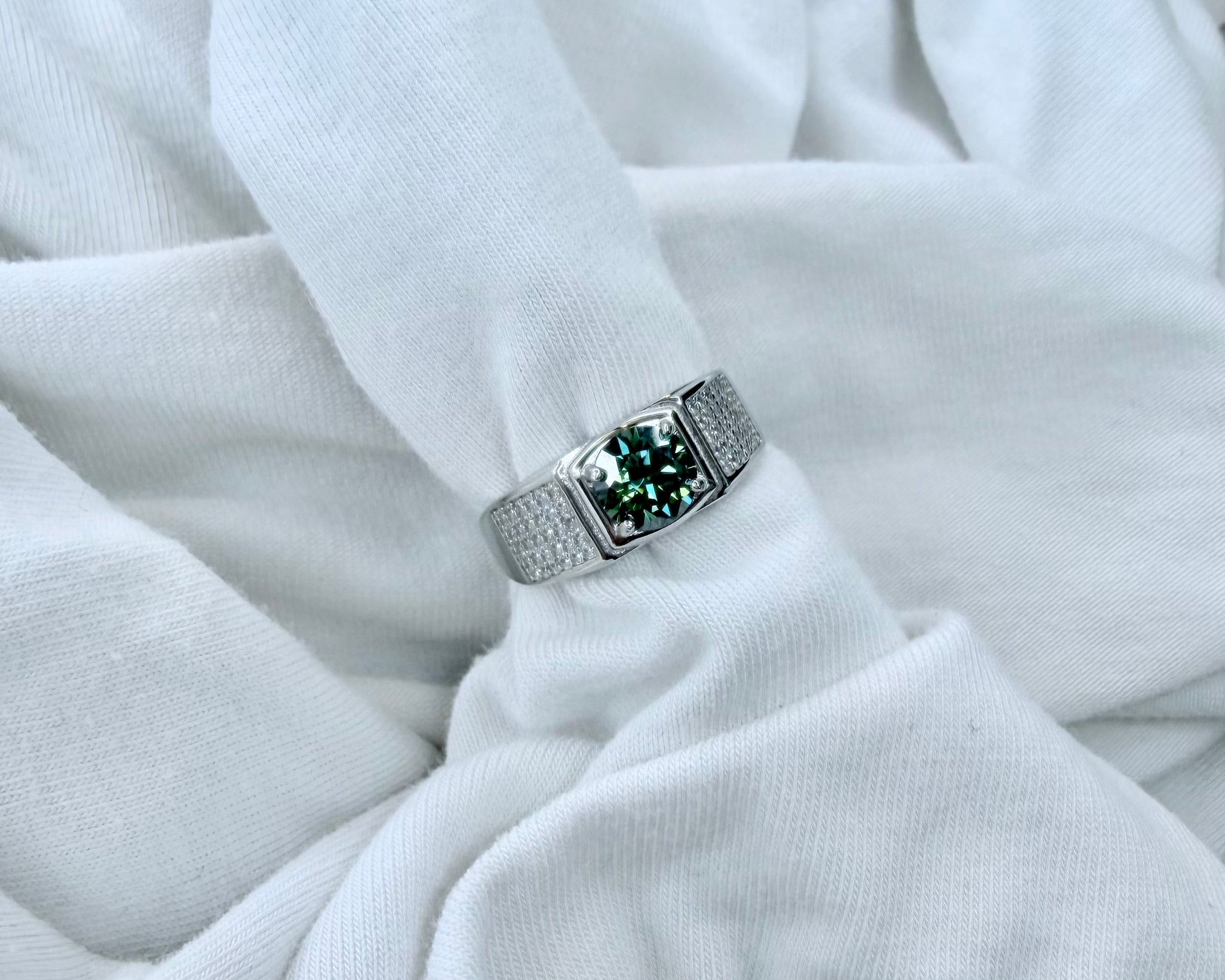 Divina Forest Ring