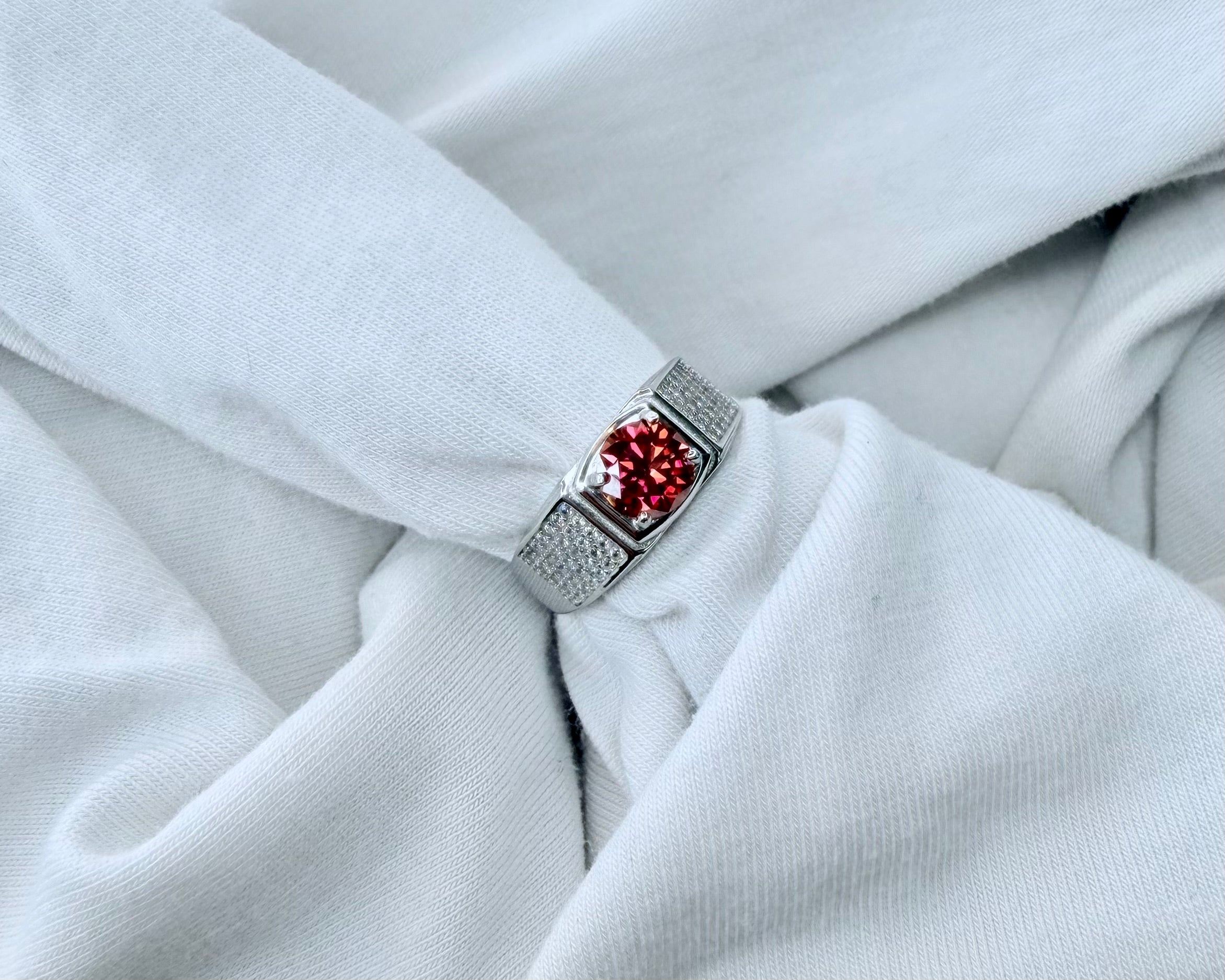Divina Red Men's Ring
